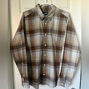 Patagonia Men's Long-Sleeved Fezzman Button Down | Size Large